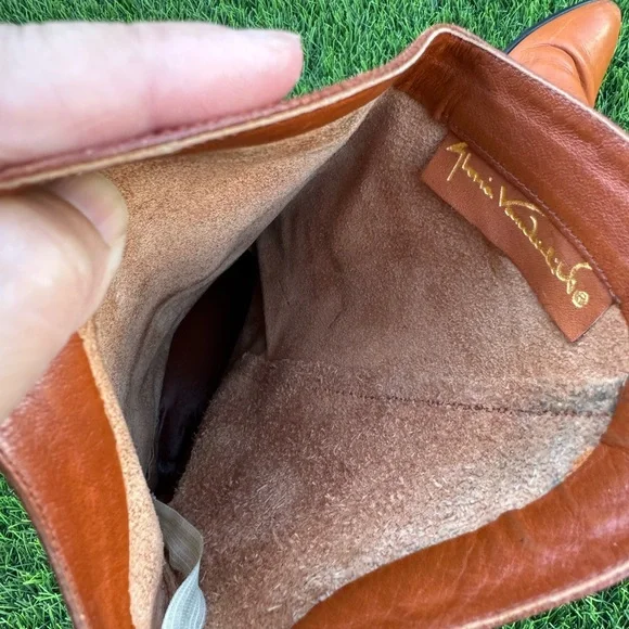 Vintage Gloria Vanderbilt Brown Leather Western Cowboy Fashion Boots (size 7.5) - Picture 8 of 12